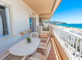 Sun and Seaviews Bay