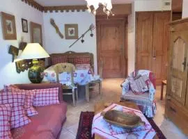 Résidence Bergerie Des 3 Vallees F - Chaleureux appartement 3 pièces pour 4 personnes près du village authentique des Allues MAE-1786