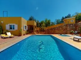 Vila Golden Estombar