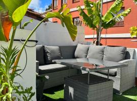 Agradable casa con terraza, hotel v destinaci La Laguna