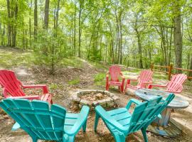 Pet-Friendly Mathias Cabin Near Hunting and Fishing!, hotel en Mathias