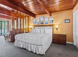 Fort Pierce Oceanfront Inn- Suite- King Bed #6, hotel poblíž Vero Beach Municipal Airport - VRB, Fort Pierce