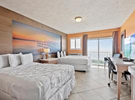 Ocean View Hotel Room with Balcony- 2 Full Beds #24, hotel near Vero Beach Municipal Airport - VRB, Fort Pierce