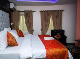 Micheal Hotel and Suites Ltd, готель 
