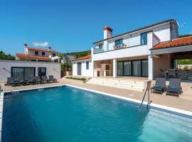 Awesome Home In Trget