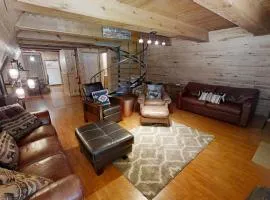 Claim Jumper A-Frame 7 - WiFi -Washer - Dryer - Gas Stove - Wrap Around Deck - Near Fishing Ponds