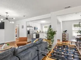 Secluded 3 Bedroom 10 Minutes to Atlanta Airport Self Check In