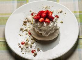 Takis Family Corfu, помешкання типу "ліжко та сніданок" у місті Контокалі