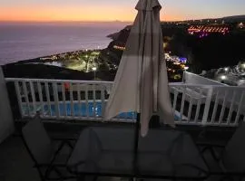 Puerto Rico, Balkon Amadores, Top sea and Tenerife view