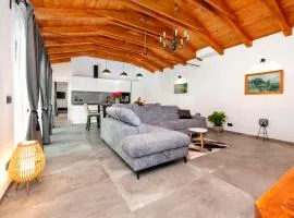 Holiday House La Gronda