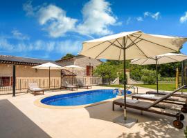 Villa Stauri by Briskva, hotel u gradu Žminj