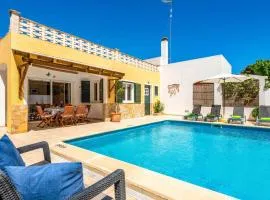 Villa Las Mariposas by Villa Plus