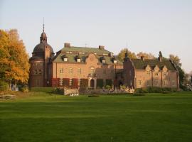 Engsholms Slott - Adults Only، فندق في Mörkö