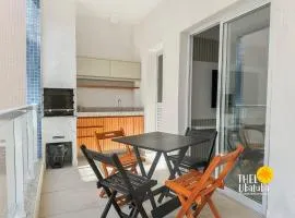 Espaçoso, bem equipado AR e piscina Climatizada