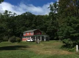 Hannah's Birch Farm 10 Min to Gore Ski Mt.
