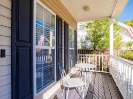 Hazel's Happy Hideaway- Midtown Mobile!, hotel u gradu Mobajl