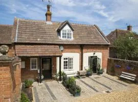 Holiday Home The Carriage House by Interhome