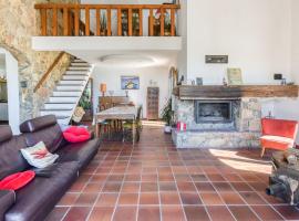 Villa Les Baux Rouges by Interhome, ξενοδοχείο σε Solliès-Ville