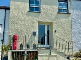 Frogmore Corner