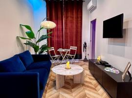 Luxurious Apartment - Seaside - Spa Bath - WiFi - AC, hotelli Nizzassa