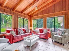 Alpharetta Home with Patio and Yard about 3 Mi to Downtown
