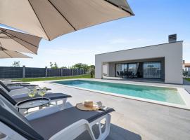 Holiday Home Villa Meraki by Interhome, Hotel in Raša