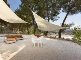 Apartment Dependance Villa Incanto by Interhome