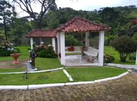 Chale na natureza dentro pousada pedacinho do ceu