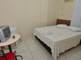 Neves Hotel Ipatinga, hotel i Ipatinga