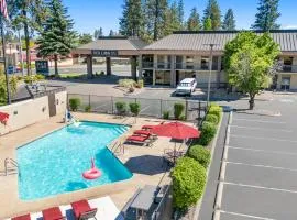 Red Lion Inn & Suites Deschutes River - Bend