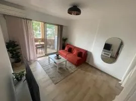 Joli Studio au centre de Juan les Pins