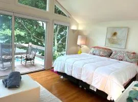 Water's Edge on Canandaigua Lake 2 bedroom only October 15-April 30 El Borde del Agua de Canandaigua