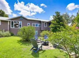 Boathouse and Dock Riverfront Dunnellon Getaway!