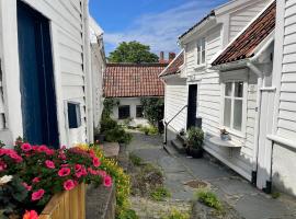 Historisk hus i gamle Stavanger โรงแรมในสตาวังเงร์