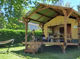 Lodge Safari tent, hotel v destinaci Camurac