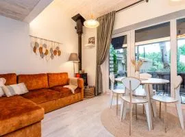 Pajūrio namelis FAMILY BEACH HOUSE su baseinu