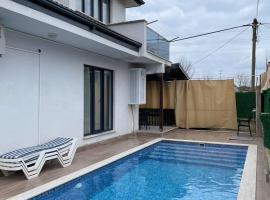 Villa Mjora, hotel v destinaci Kartepe