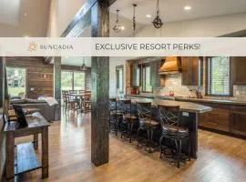 Suncadia 5 Bdrm Home with Hot Tub Overlooking Golf Course