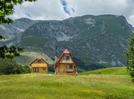 Maple village, tjaldstæði í Žabljak