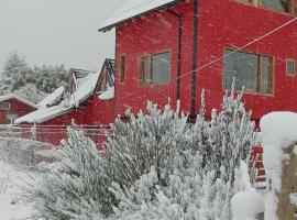 Casa Roja, hotel in Dina Huapi