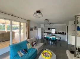 Appartement T4 avec Terrasse, Piscine et Proche Dune du Pyla - FR-1-319-154