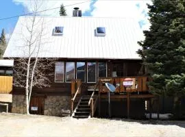 LaBelle Cabin - Pet Friendly - Satellite - Close to everything