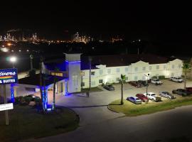 Rivers Inn and Suites, hotel v destinaci Three Rivers