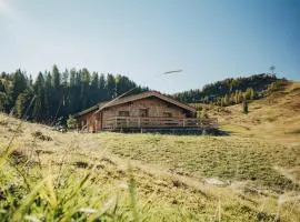 L.A. MOUNTAIN LODGE