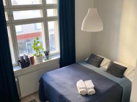 Cozy Kallio Studio, Eat, Explore, Commute Easy