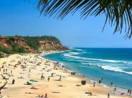Le coco beach resort varkala, hotel v destinaci Varkala