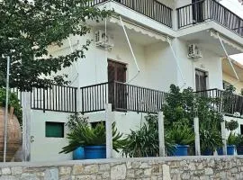 Pension Dimitra