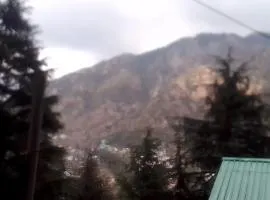 Himalayan Mountain Triund Hill Trekkers and Waterfalls View Hostel