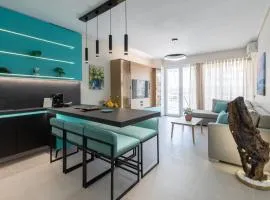 The View - Tiffany Luxury 2 BR, Free Parking, Central