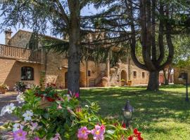 Assisi Villa Simi, hotel con alberca en Petrignano